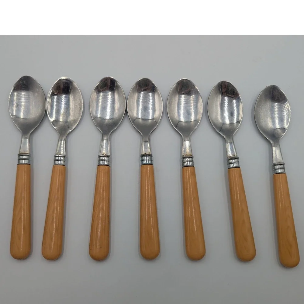 Cambridge Stainless Steel Flatware Set Faux Wood Grain Handles 23pc Rustic